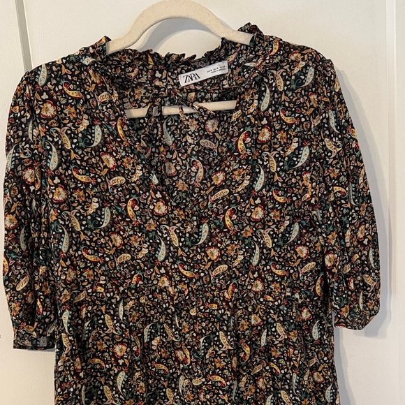Zara Women's Black Paisley Blouse - Picture 4 of 4